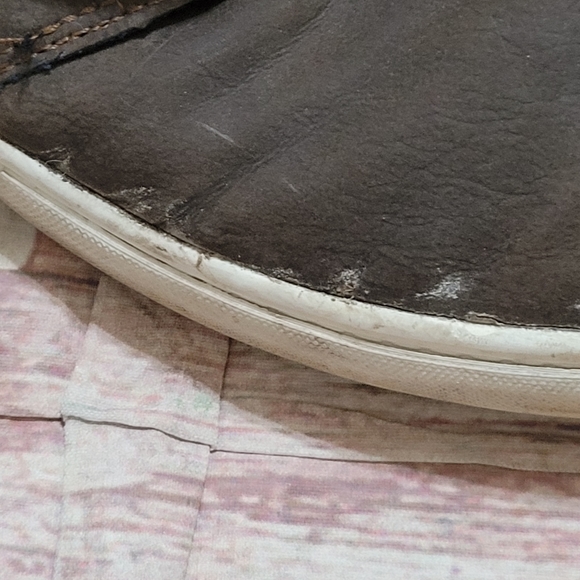 Levi's brown suede sneakers - Picture 3 of 7